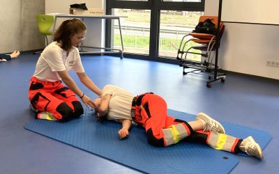 Zukünftige Gesundheitshelden gefunden – Erfolgreicher Abschluss der Kursreihe für Jugendliche an der Junior Uni Daun